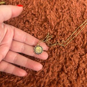 Elegant Horseshoe Pendant Necklace